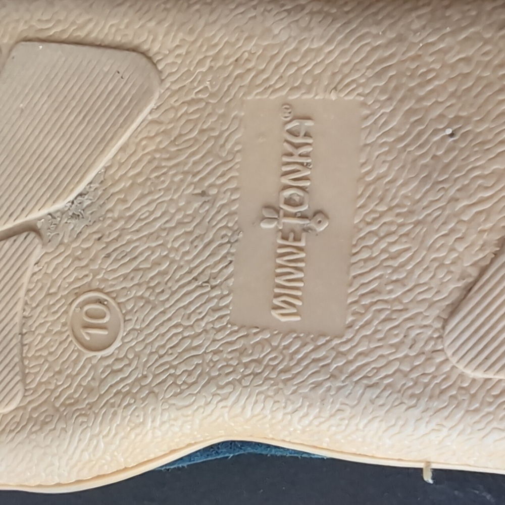 Slippers - Picture 3 of 5